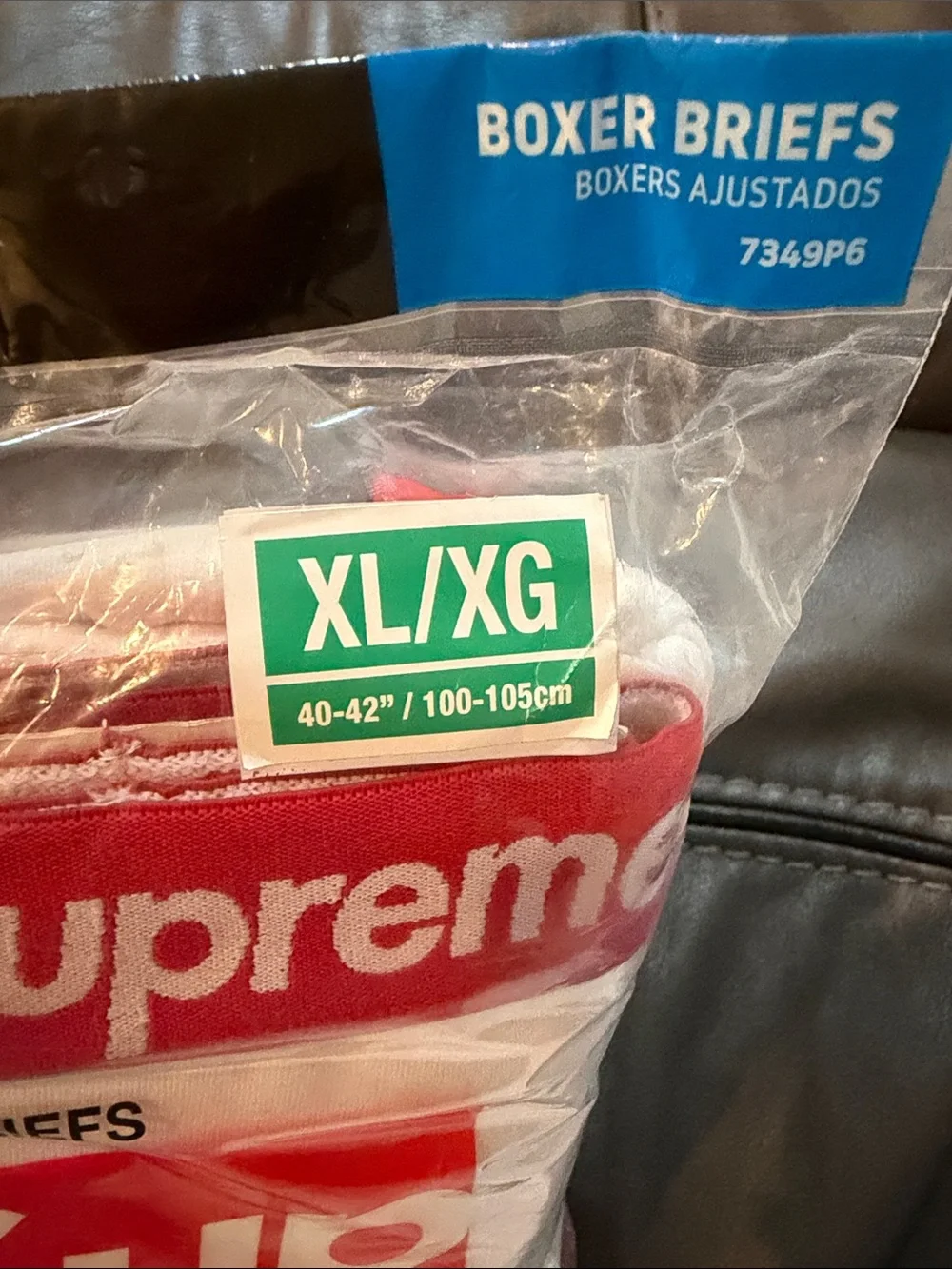 SUPREME/HANES BOXER BRIEFS (4 PACK) - XL / XG